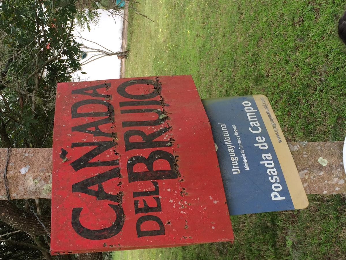 Cañada del Brujo Quebrada de los Cuervos Exterior foto